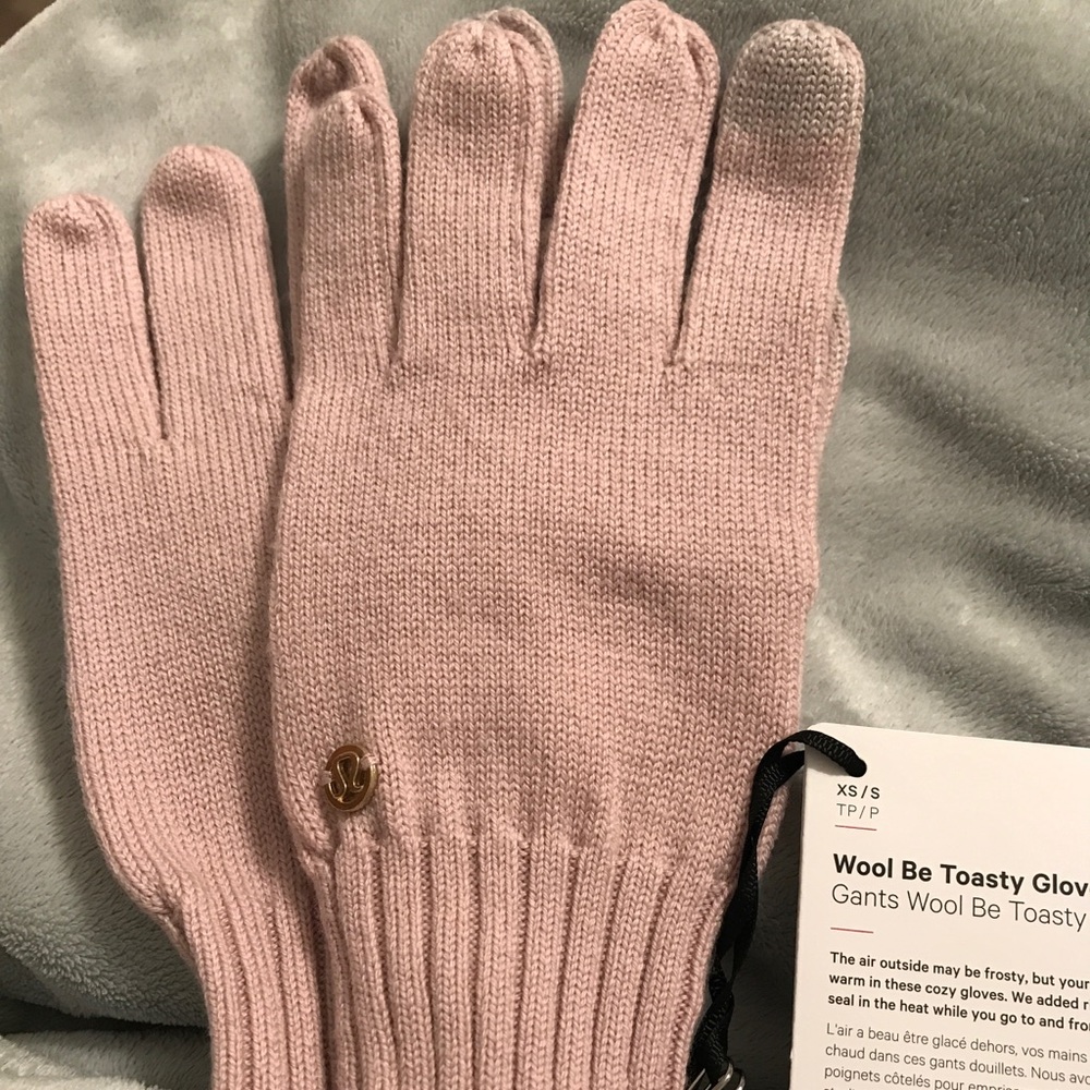 ❄️☃️ Lululemon Wool Be Toasty gloves sz XS/S pink